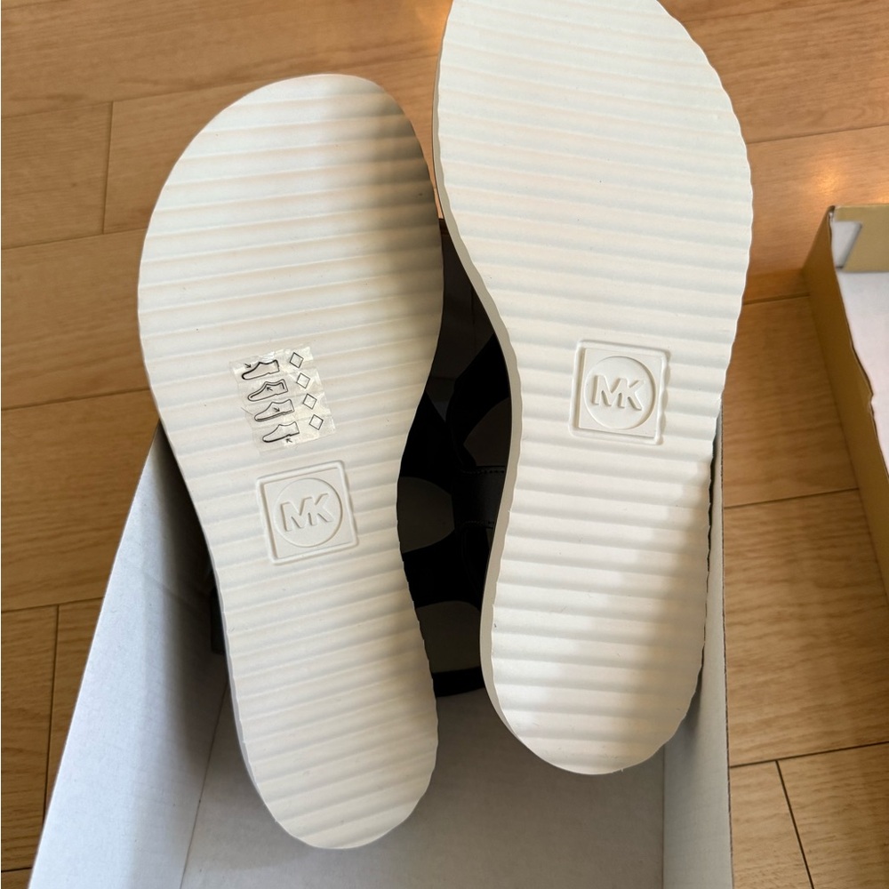 BRAND NEW- Michael Kors Black Sandals with Gold Logo - Picture 3 of 5